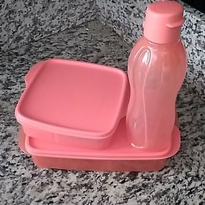 Tupperware lunch set